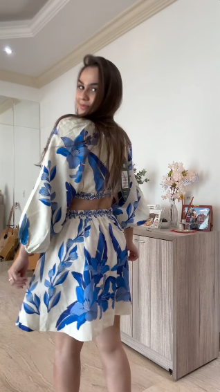 1072 | Vestido Curto Farm